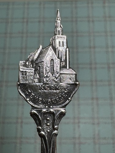 Zevenbergen kerk arti - arti, 90